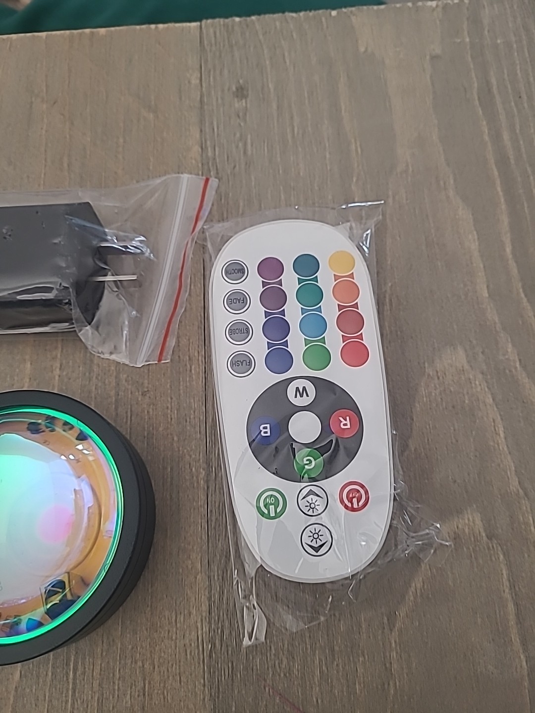 Sunset Lamp Projector LED Light APP Remote Control 16 Colors Tripod Room Decor