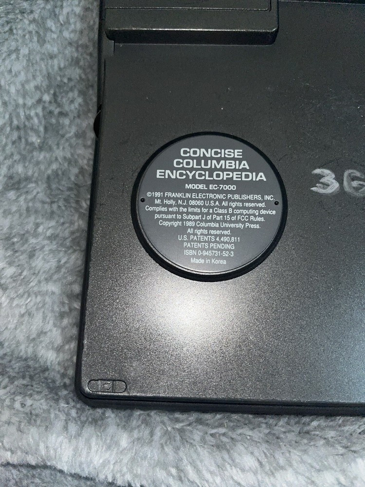 Franklin Electronic Devices Concise Columbia Encyclopedia EC-7000 Handheld