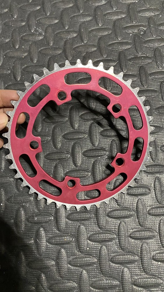 suntor chainring 43T Red old school