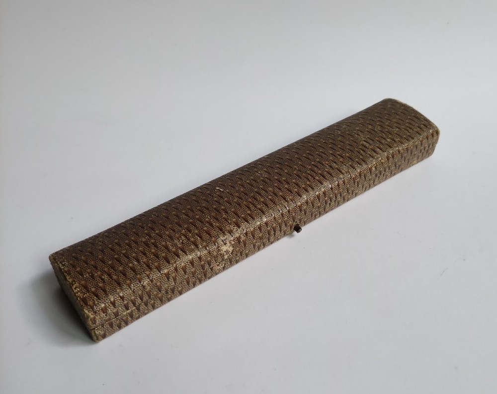 ANTIQUE/VINTAGE WATCH BOX