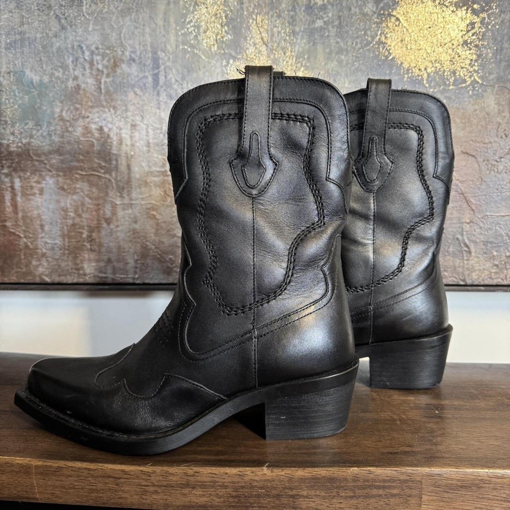 Zara Men's Black Boot