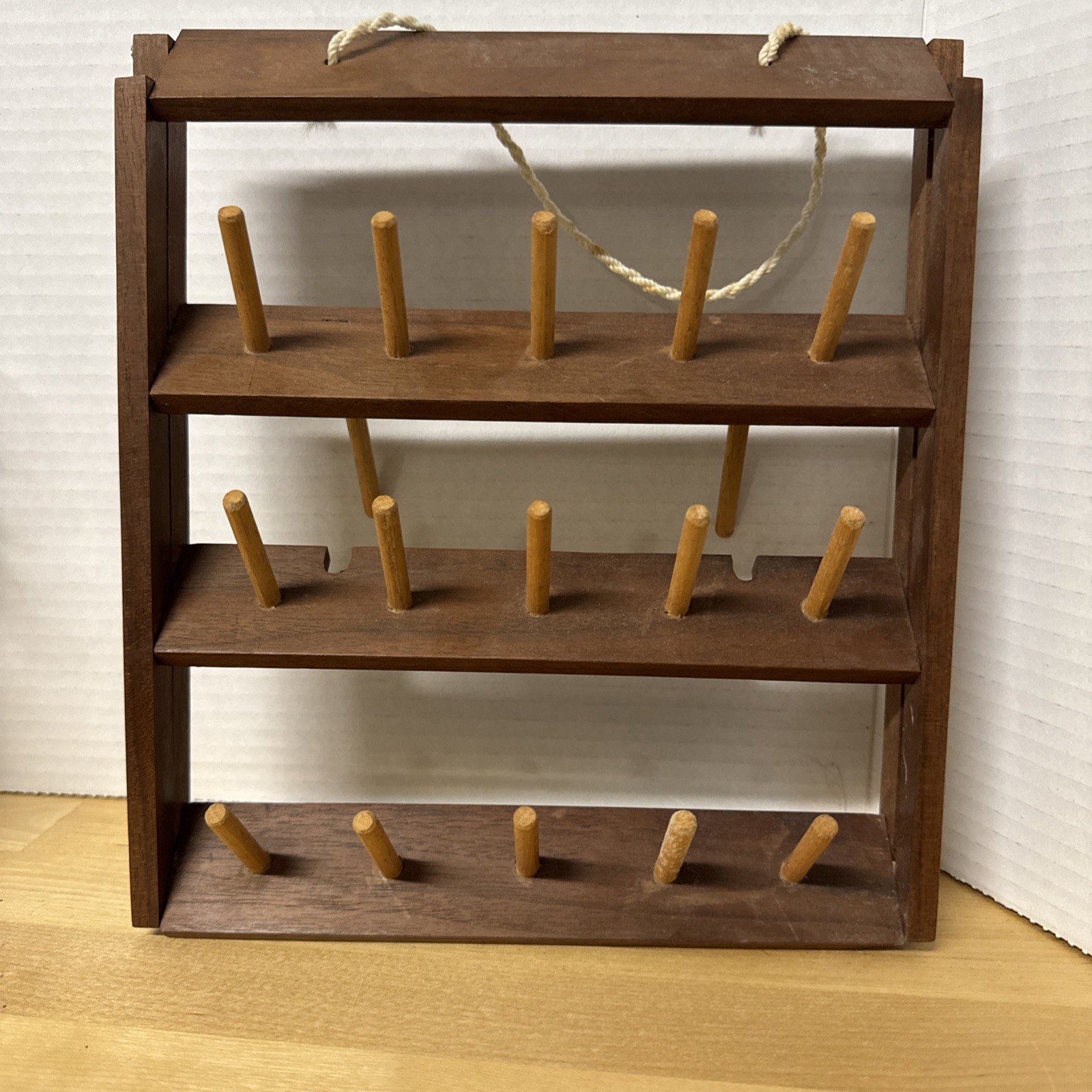 Vintage Sewing 15 Spool Thread Thimble Holder Wall or Stand Display Vintage