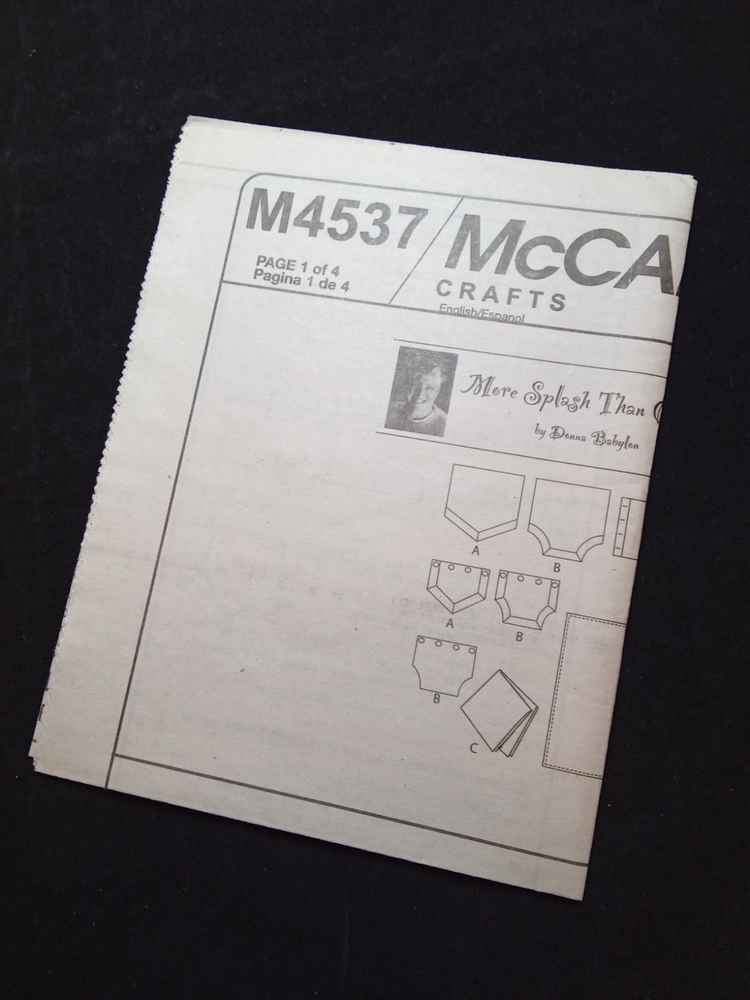 McCALL'S Home Decor Pattern M4537 OSZ Reversible Tablecloth Runner Placemats