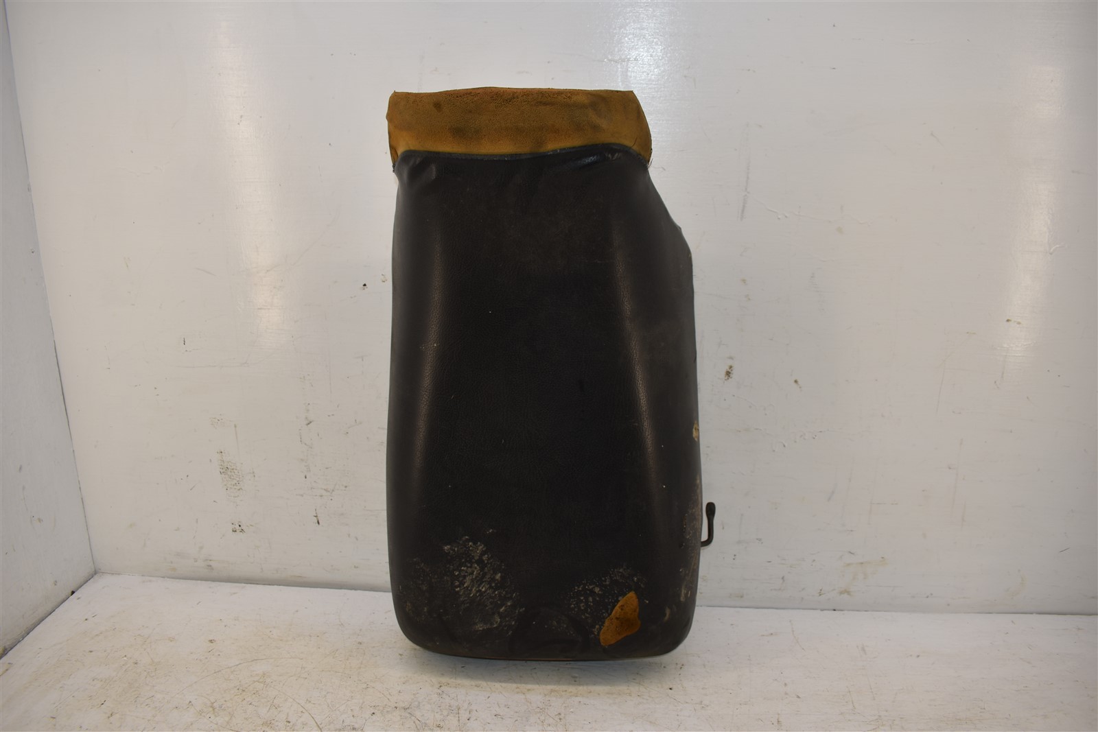 1998 Honda Foreman 450S Seat 77100-HN0-A00ZB