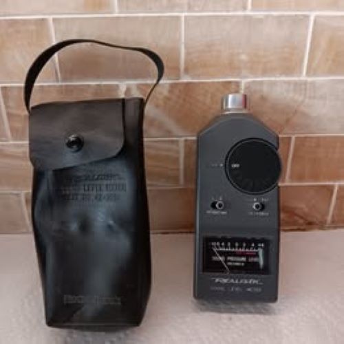 Realistic Sound Level Meter with Case & Instructions Tested Works