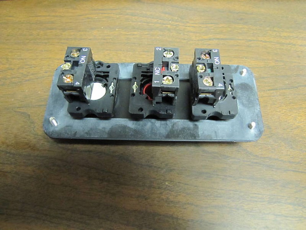 Telemecanique Pushbutton Stop Start Control XAPE1424963