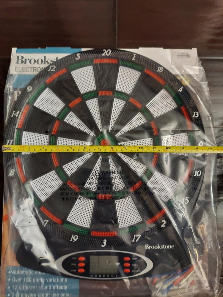 BROOKSTONE Electronic Lcd Dartboard With Darts (NEW)