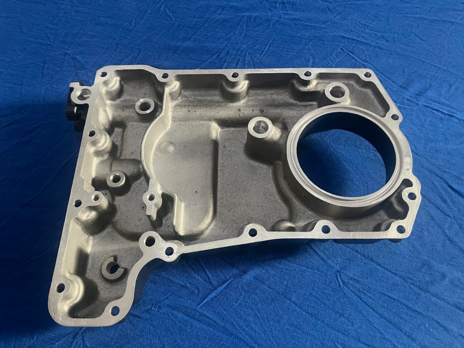 Kawasaki Gpz 750 Turbo NOS Oilpan 49034-1051