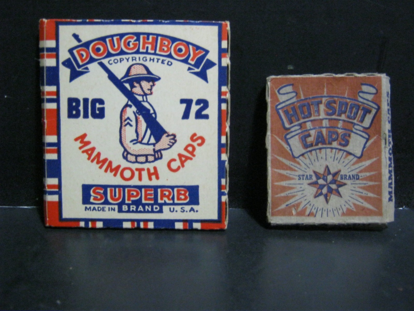 VINTAGE - 2 PACKS - CAPS