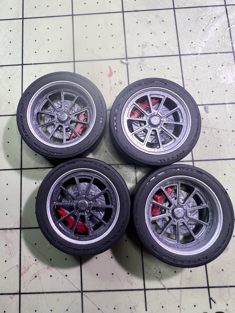 1:18 Scale Custom Deep Dish Performance Wheels W/ Brake Kit