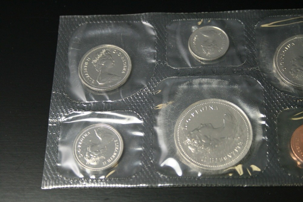 Uncirculated 6 Piece Coin 1979 Canada Mint Proof Like Set (NUM0803)