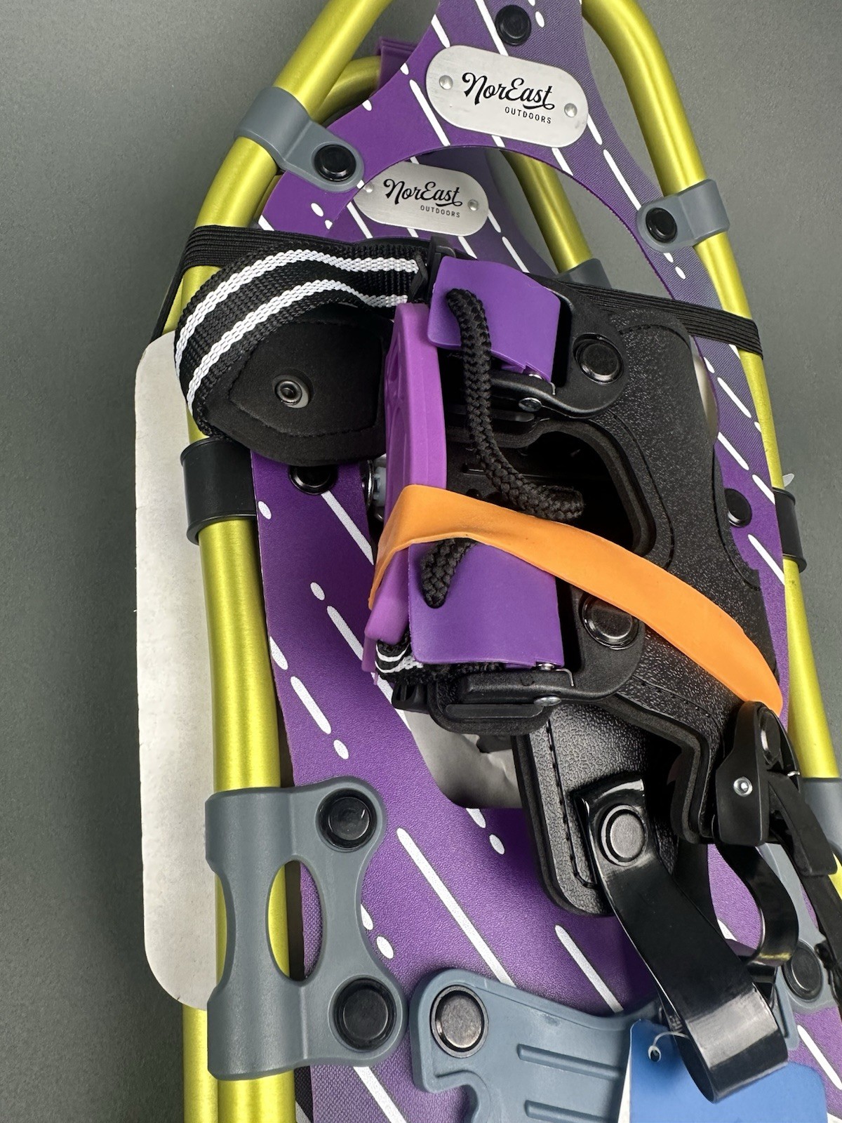 Nor'East Outdoors Elevate Series 821 Snowshoes Neon Purple