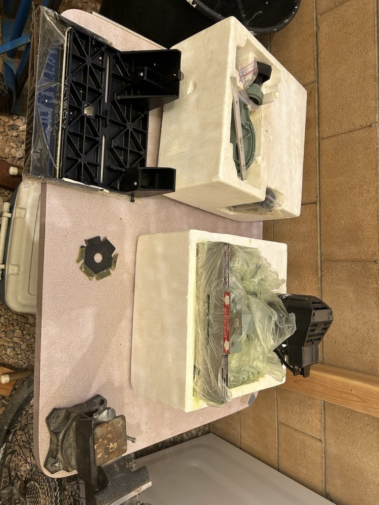 Delta 32-100 Biscuit Plate Joiner