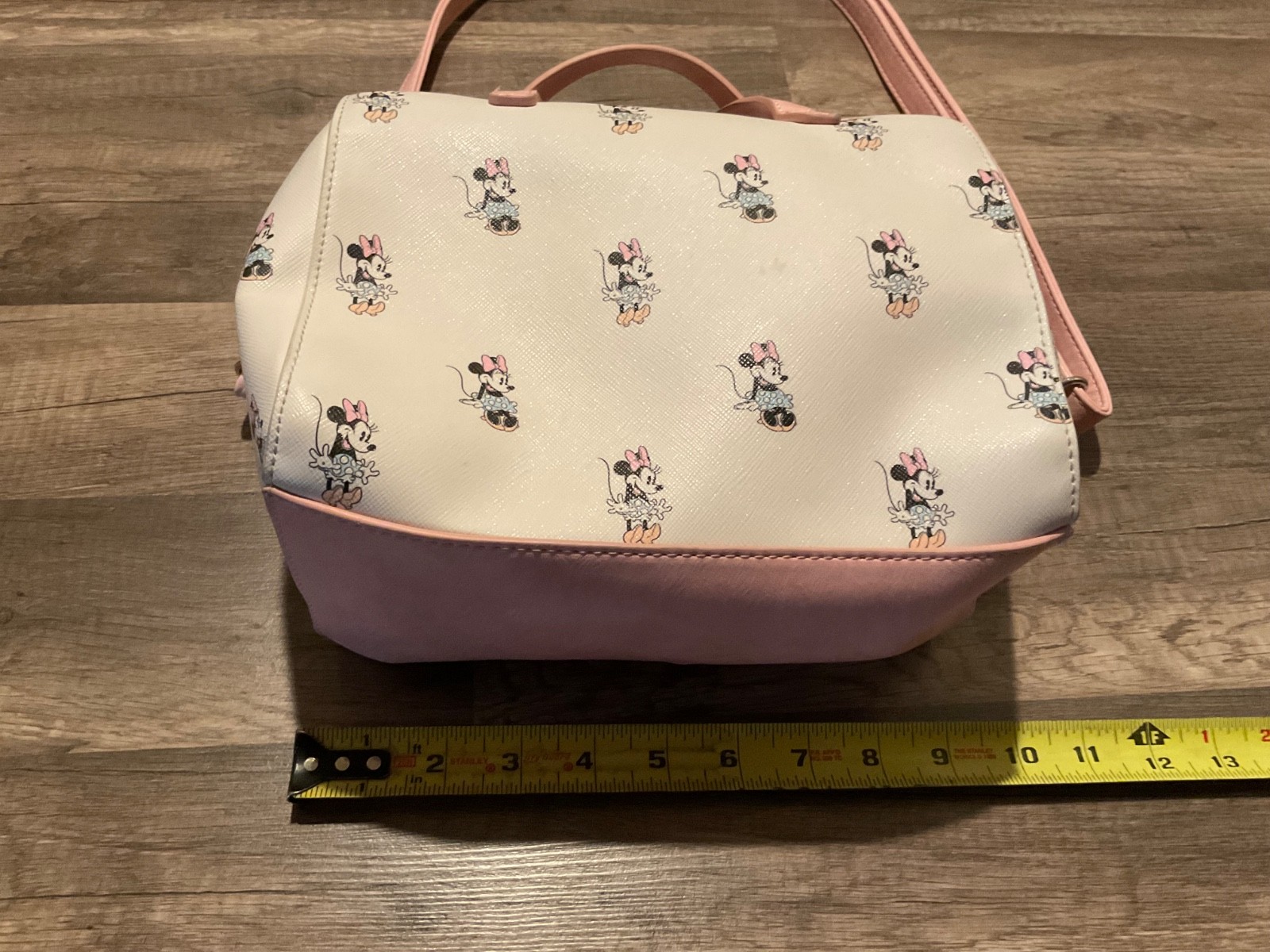 LOUNGEFLY DISNEY MINNIE MOUSE ALL OVER PRINT HANDBAG TOTE & WALLET SET