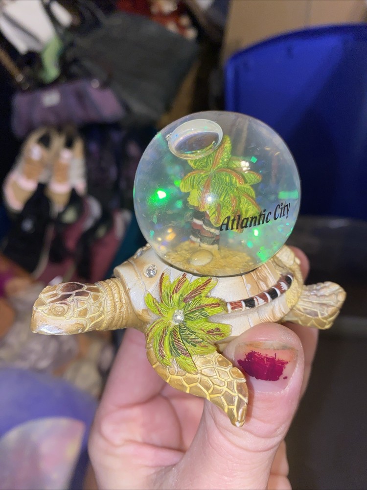 Atlantic City Turtle Figurine Globe