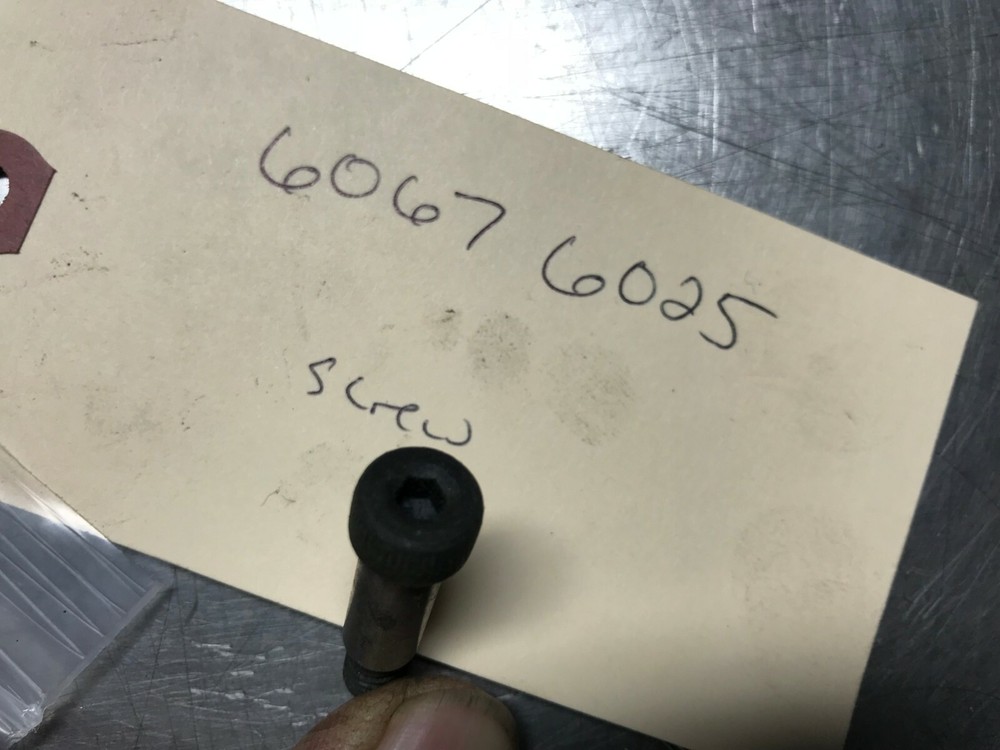 60676025 GENUINE DAEWOO SCREW