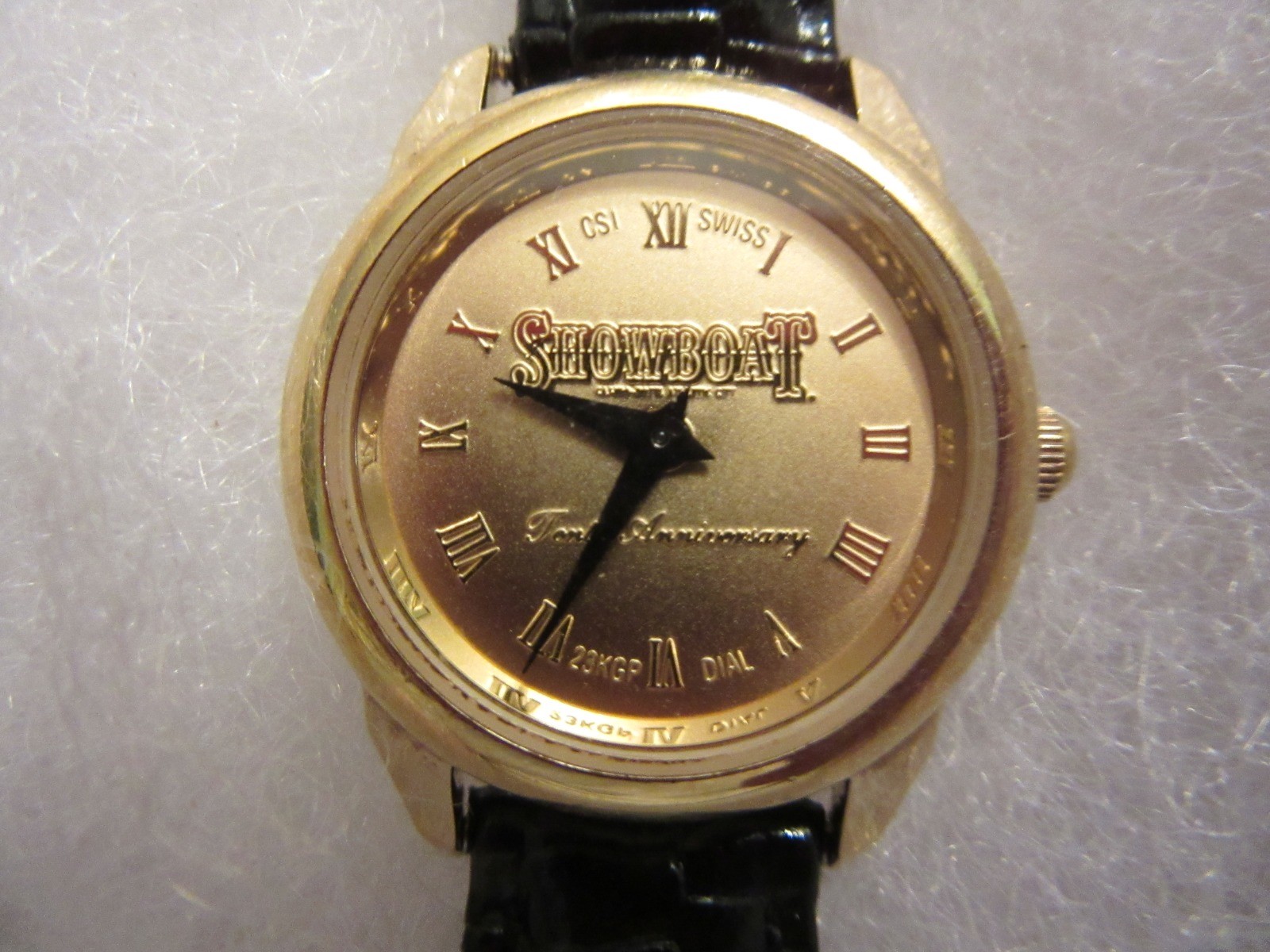 SHOWBOAT 10th Anniversary LADIES Quartz WATCH - Unused, fresh battery, 23 Kt.GP