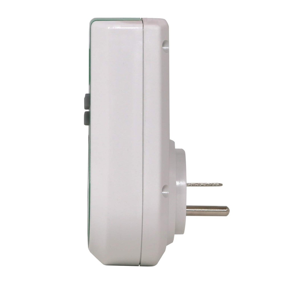 Titan Controls Apollo 11, One Outlet 24 Hour Digital Timer, Timing Solution for