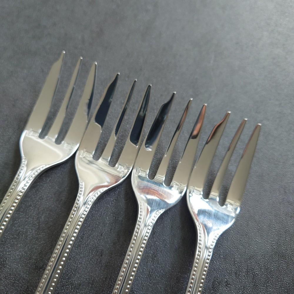 Christofle Perles 4pcs Silverplate Flatware Cake Fork Excellent