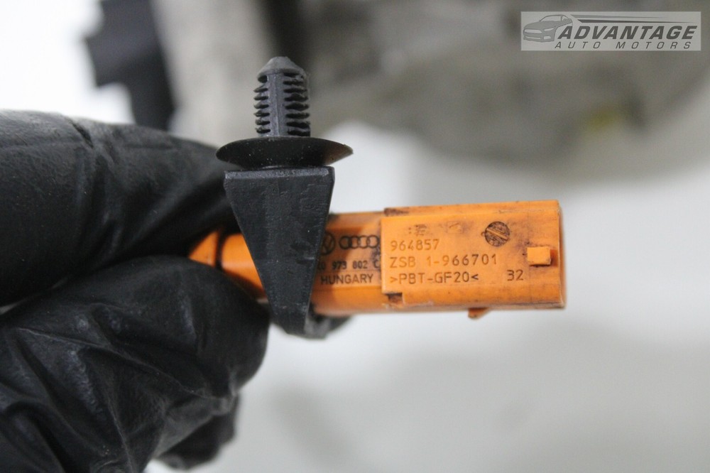 2013-2018 AUDI A8 QUATTRO FRONT LEFT SIDE ENGINE MOUNT SUPPORT BRACKET OEM