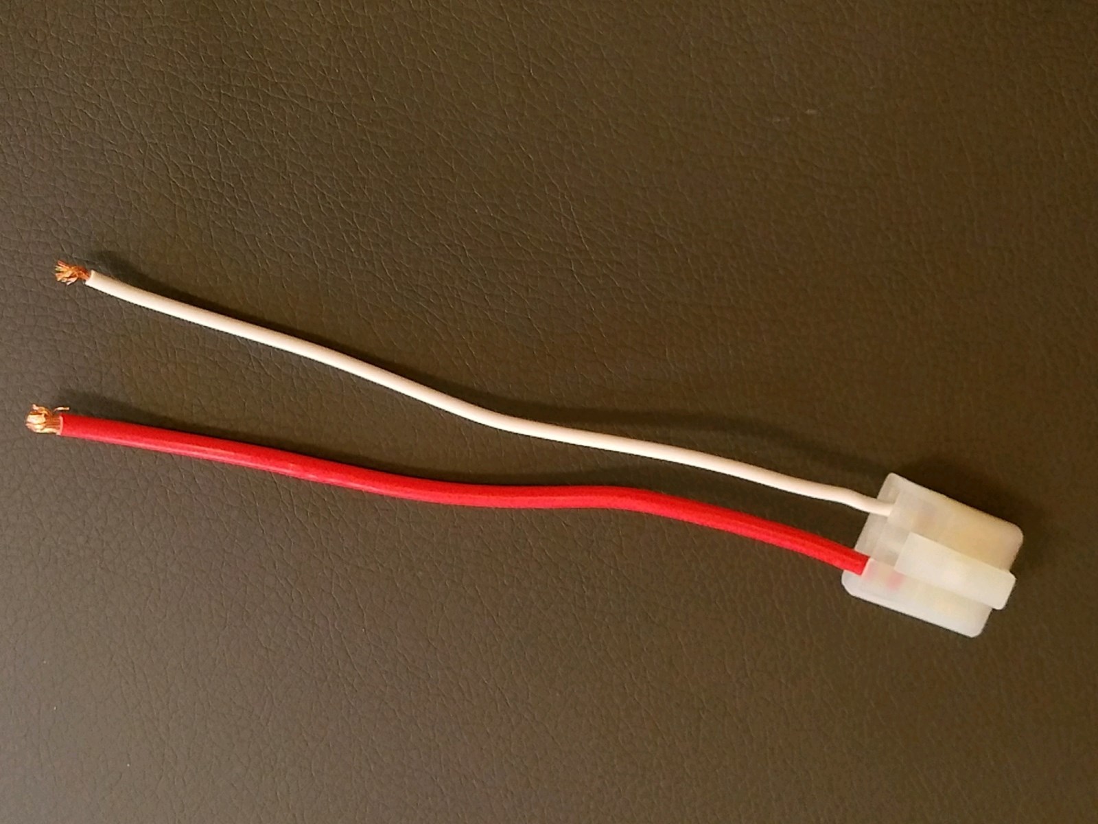 Pigtail for GM Chevy Pontiac Olds 2 Wire Delco Alternator - Internal Regulator