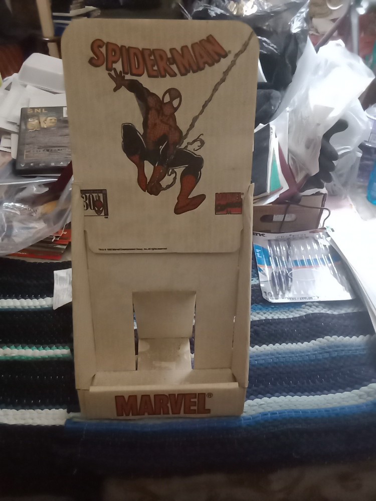 Marvel Comics Cardboard Comic Display, Unique. Display Your Favorite Issue 😀😀