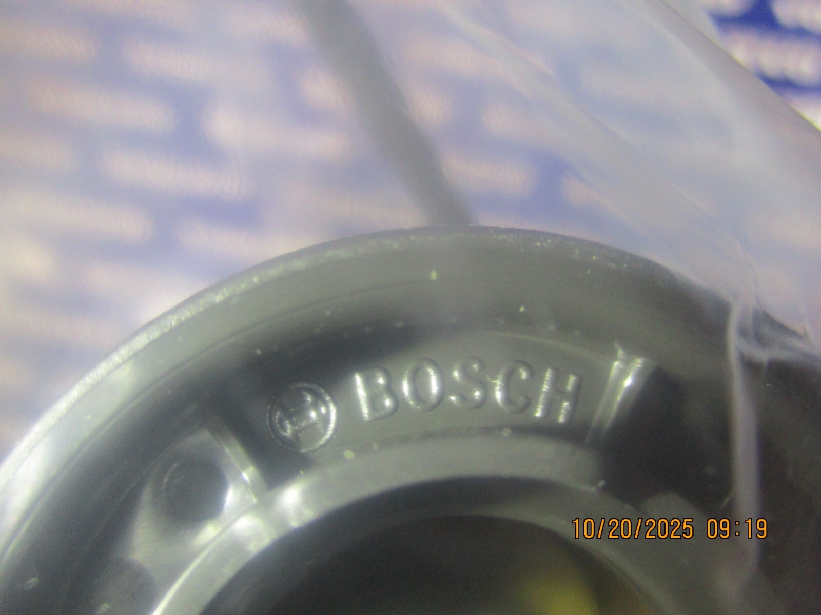 Genuine OEM Volvo Mack DEF pump filter 23381562