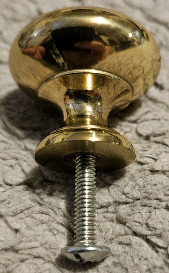 Brass Drawer Pull 1 1/4 Inches