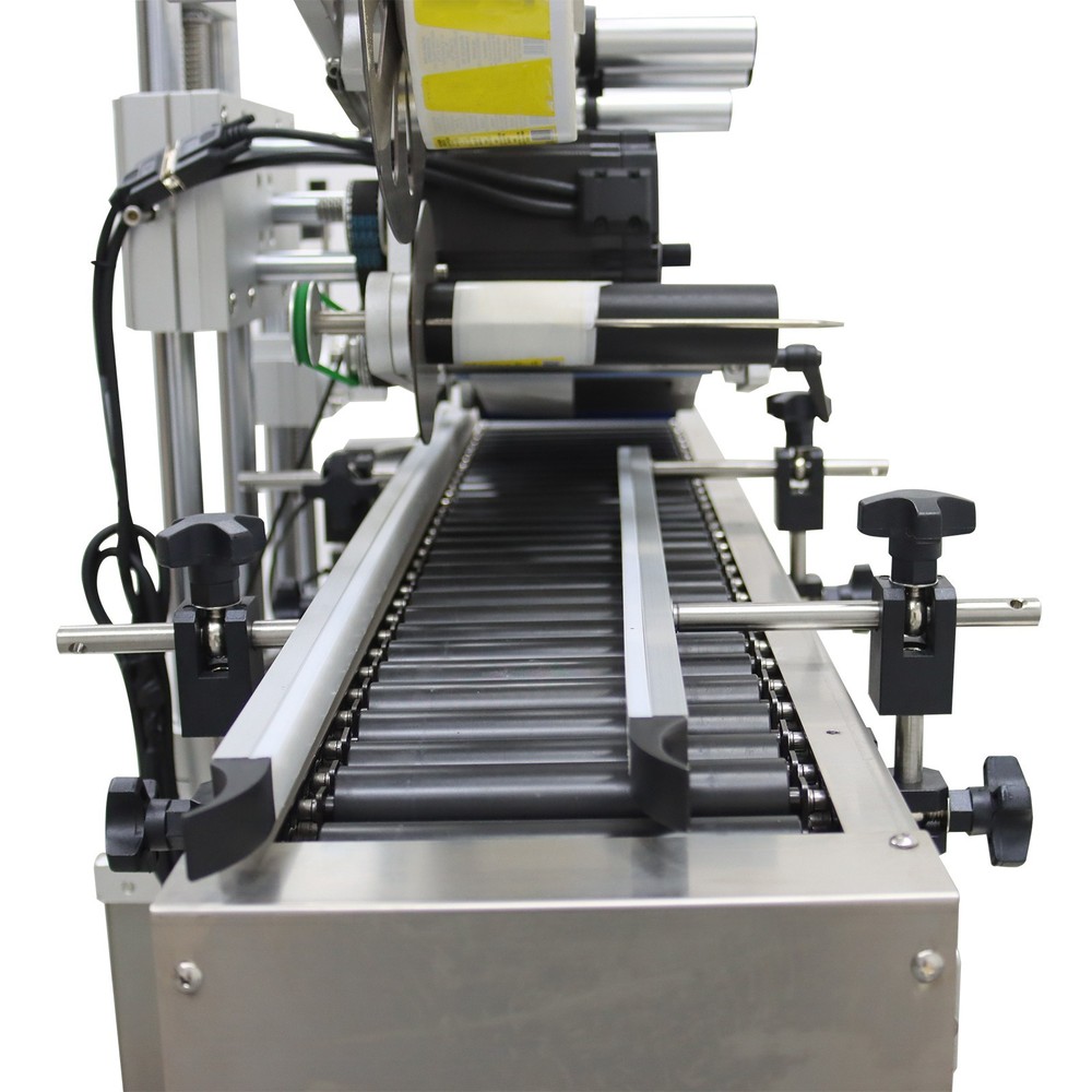 Horizontal Automatic Labeling Machine with Conveyor System for Bottles Labeling