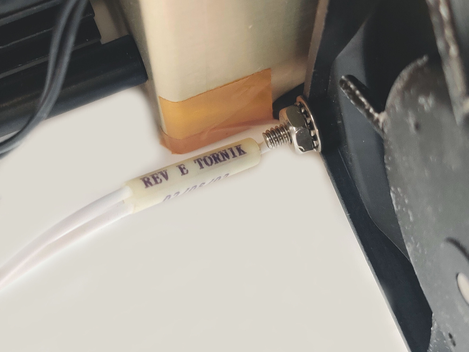 PerkinElmer N077-0589 Heater Compartment Assy for Optima 2000 Working