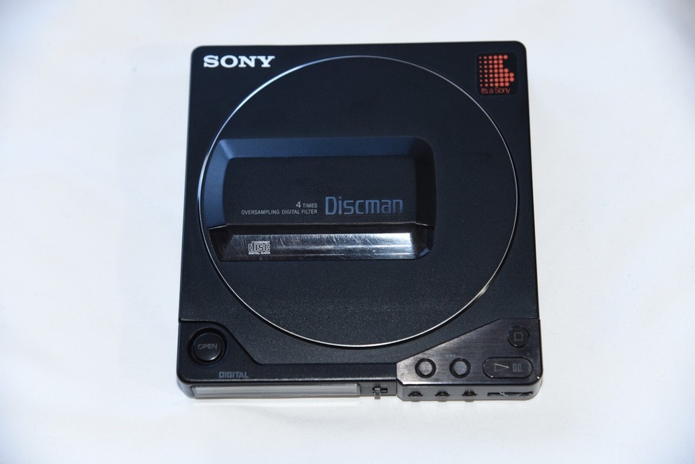 Sony D-25 Discman Personal CD Player Working
