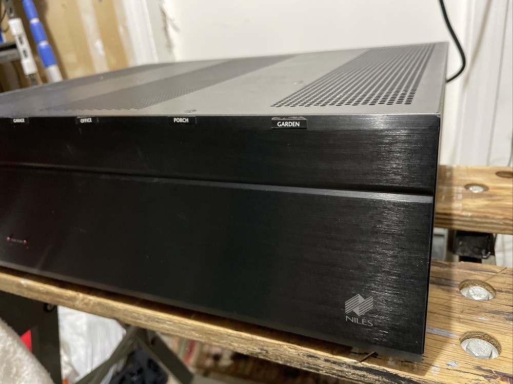Niles Audio SL-1200 , Powers On , Untested 12 Channel Amplifier