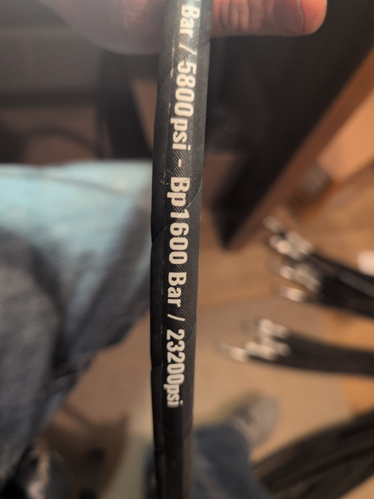 Agt Miva Chinese Mini Excavator Hydraulic Hose M14x1.5 X 48" One End 90° One Str