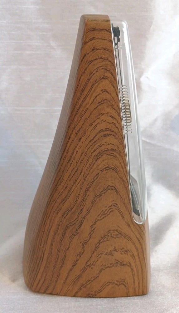 FLEOR Metronome Model- Grain Wood Look Plastic Excellent Condition