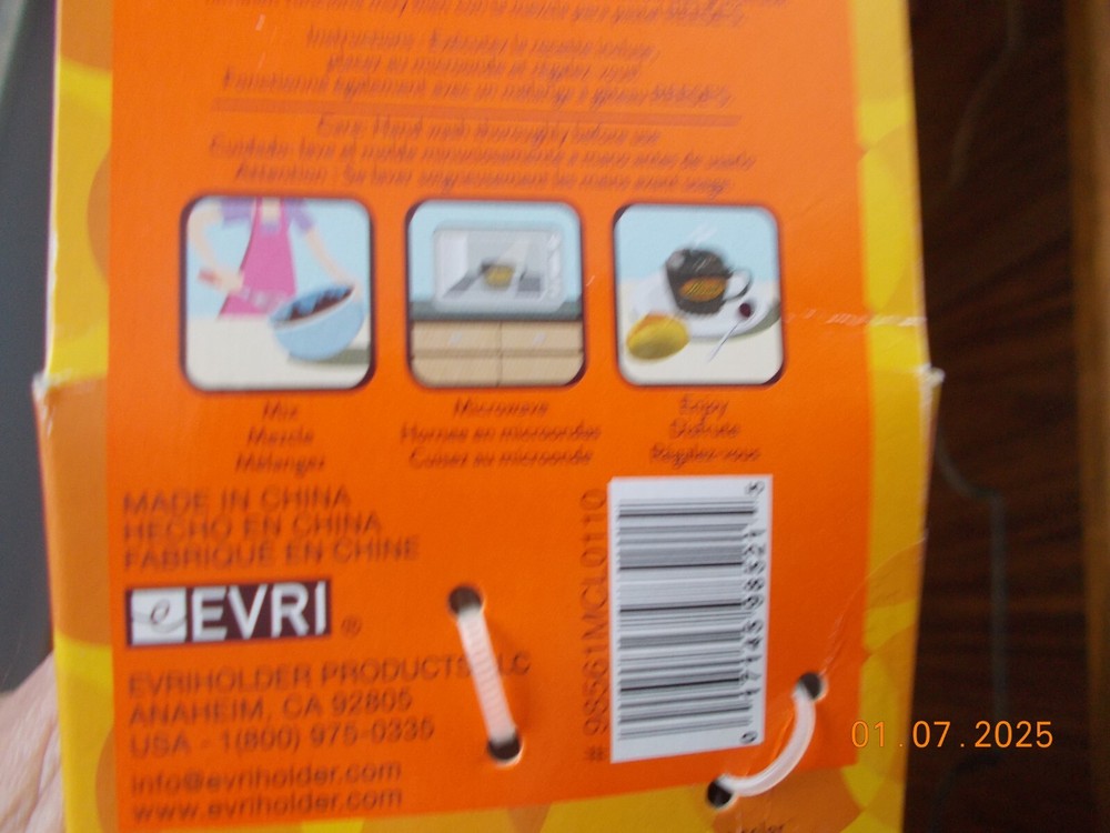 NIP Reese's Lava Cake Maker with Recipe