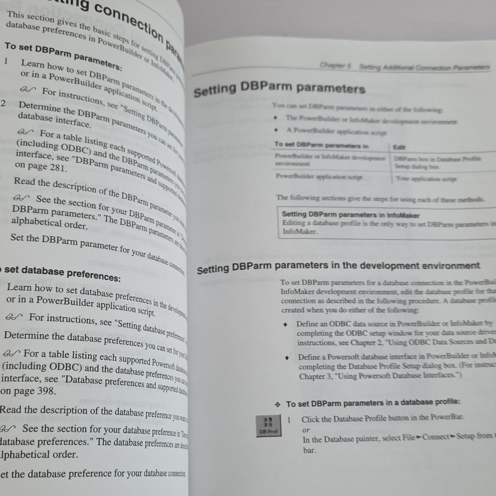 Powersoft PowerBuilder 5.0 Connecting to Your Database Manual