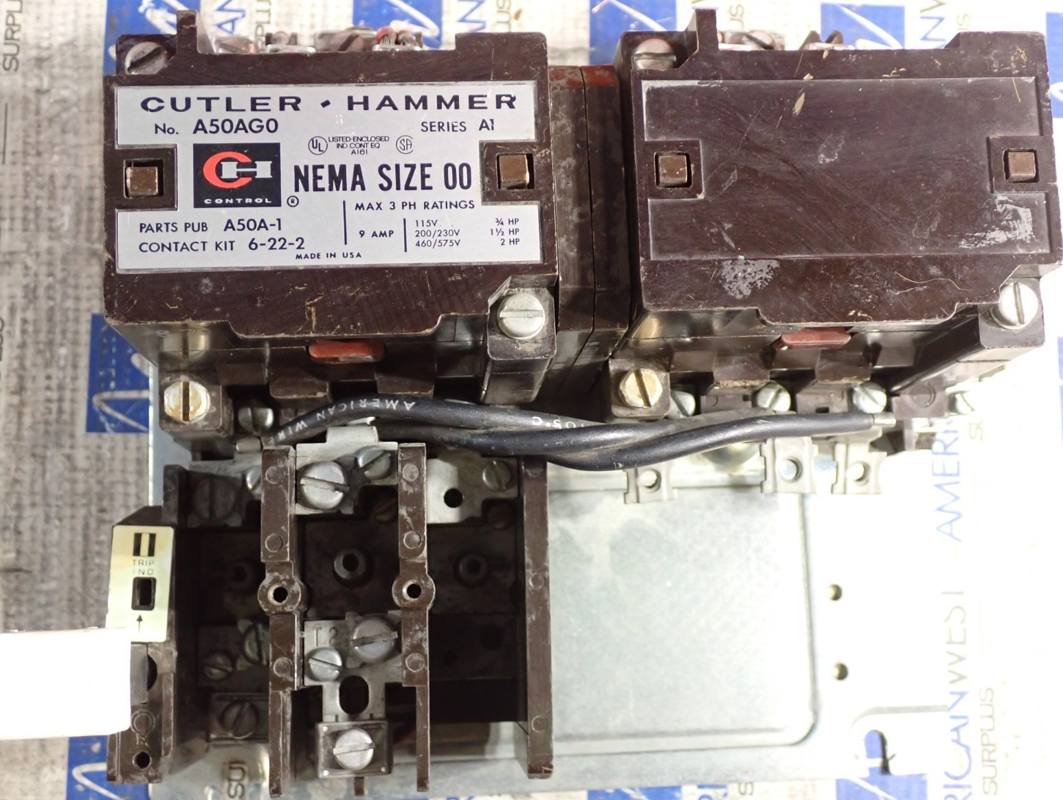 Cutler Hammer A50AG0 Size 00 Reversing Starter 3 Phase 9 Amp w/ C320KB2 S939