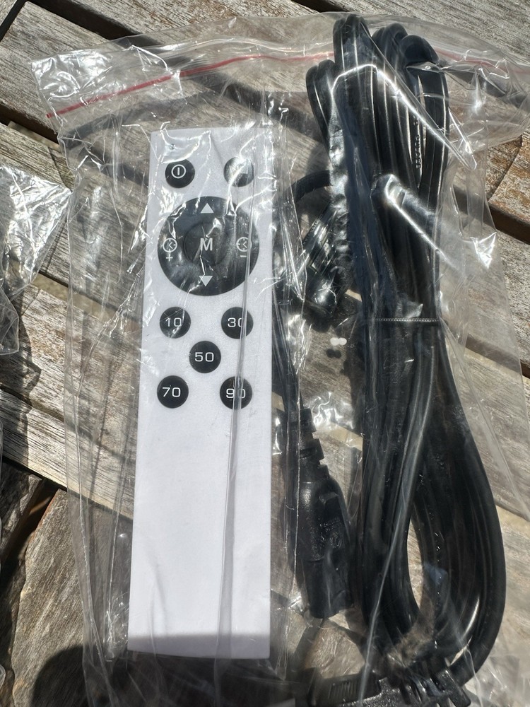 Merach Oscillating Vibration Platform, Remote Control, LCD, Power Cord