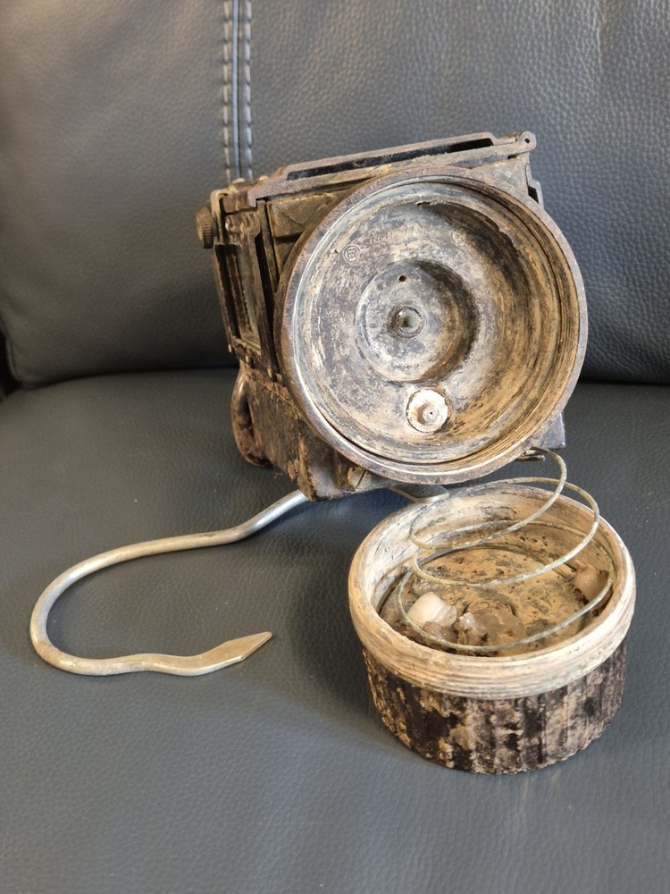 WW2 German Bakelite Lantern, good condition, with handle hook, stamps around