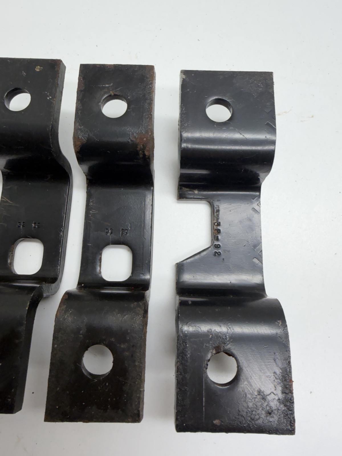 92 - 07 FORD VAN ECONOLINE E SERIES CLUB WAGON BENCH SEAT MOUNTING BRACKETS B22