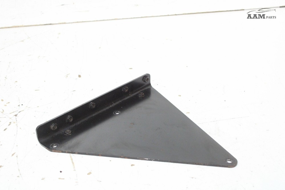 2018-2023 FREIGHTLINER CASCADIA ENGINE MANIFOLD HEATER  BRACKET OEM