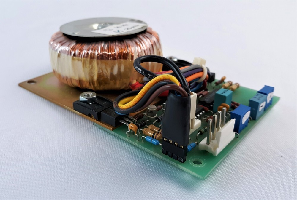 Avel AT/D3002 Transformer