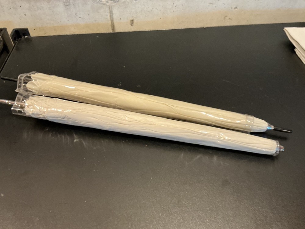 2 - STUDIO LIGHTING UMBRELLAS 33" SOFT WHITE NEW