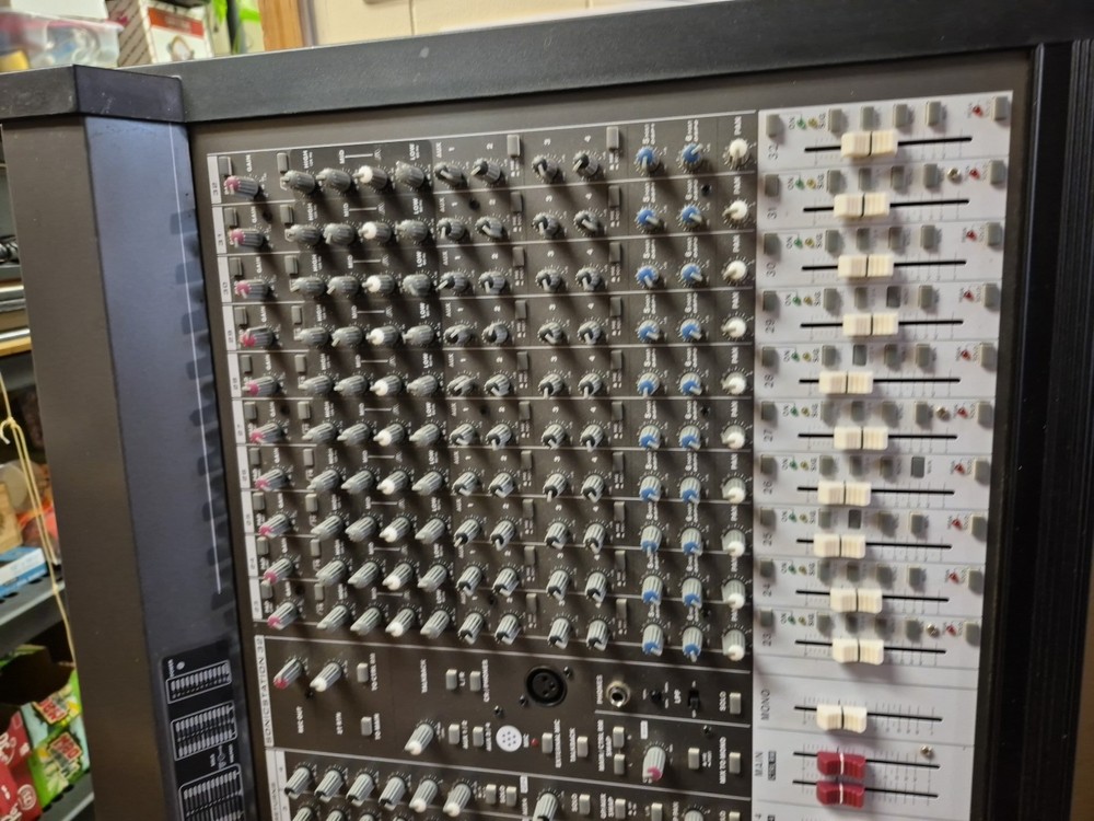 Phonic Sonicstation 32