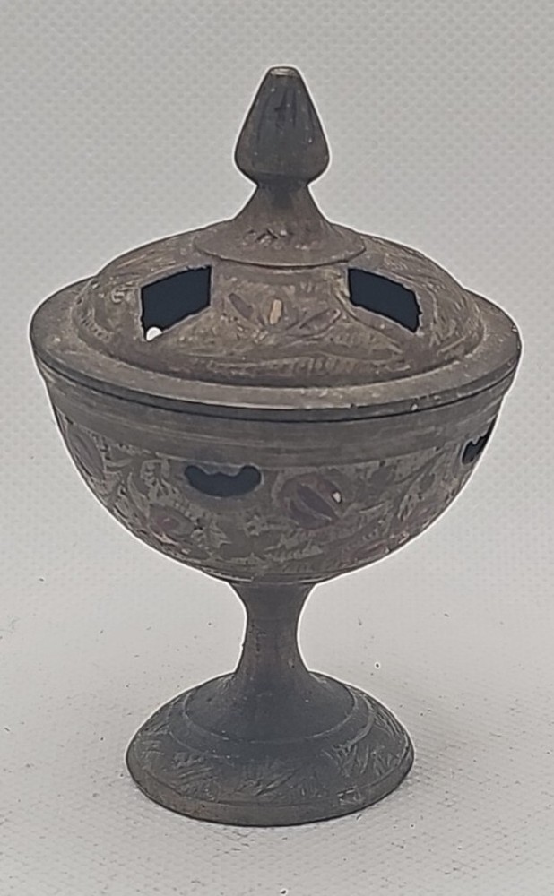 VTG Incense Burner solid brass hand carved India