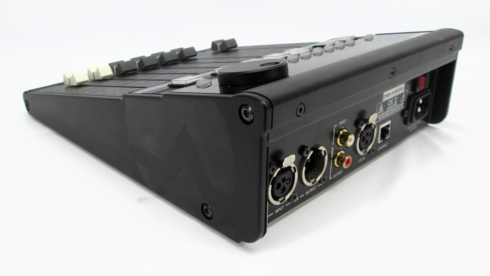 CEDAR DNS3000 Dialogue Noise Suppressor
