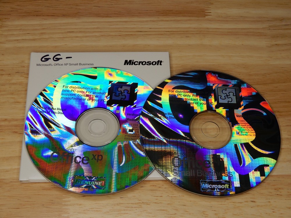 Microsoft Office XP Small Business (Windows PC, 2002) Includes Serial Key