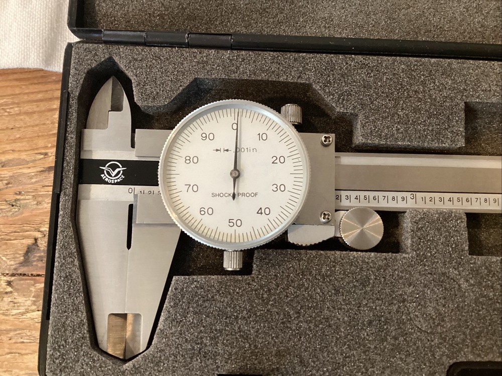Aerospace Dial Caliper .001 8" w/ Case