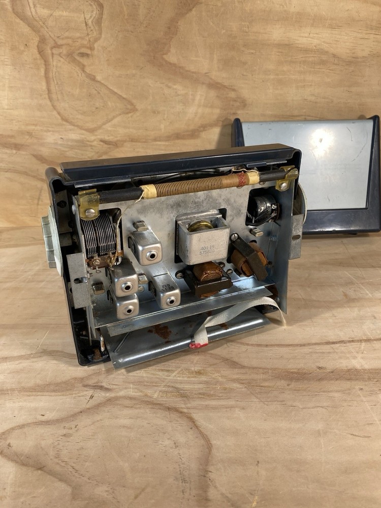 Vintage Heathkit XR-1 Transistor radio /untested