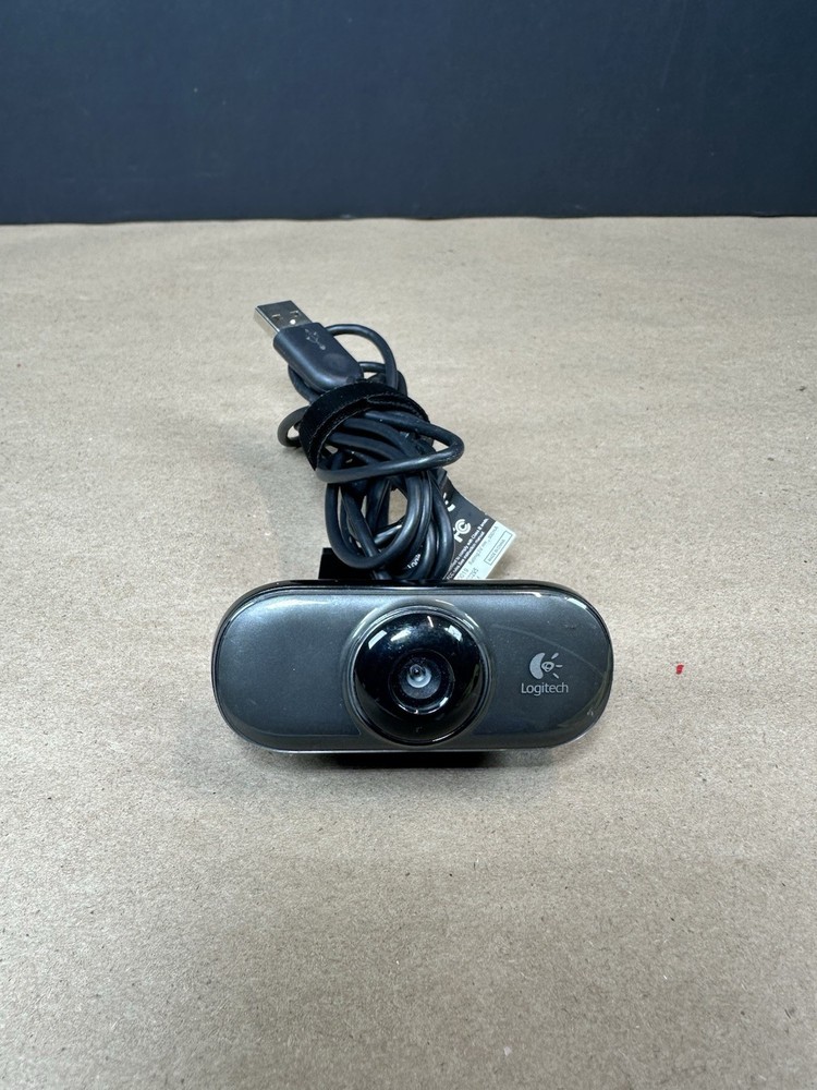 Logitech C210 Web Cam USB virtual Skype Webcam Facebook Webcam USB C210 Logitech